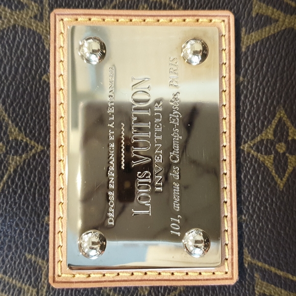 Louis Vuitton Galliera PM - Picture 2 of 15